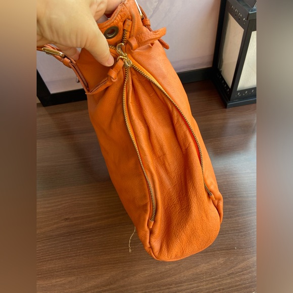 Pop Corn Milano Leather Bag - Picture 10 of 16